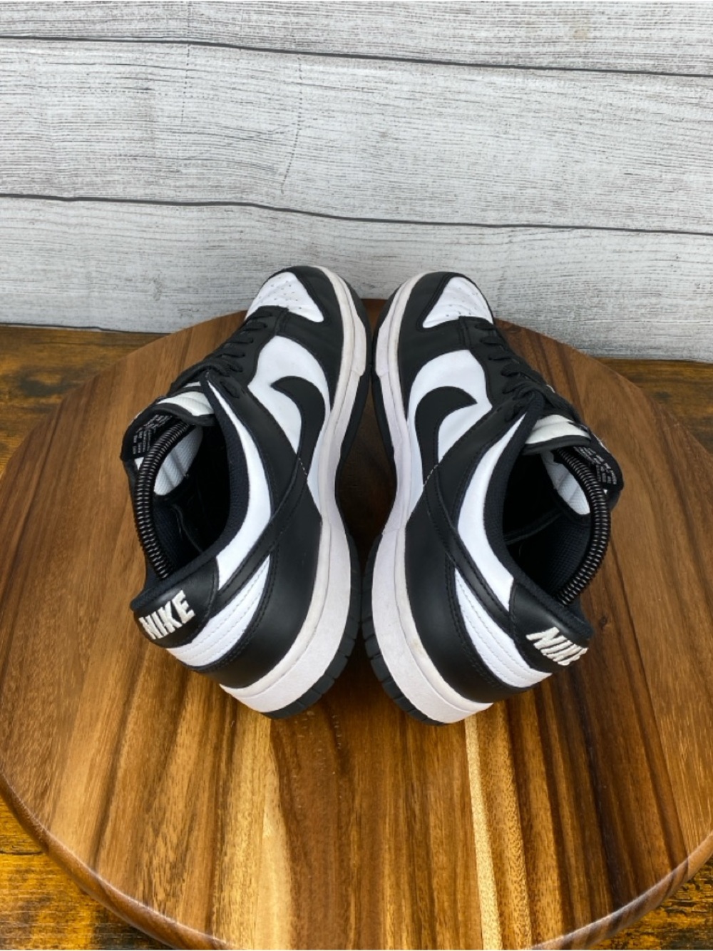Nike Woman’s Black White Low-Top Athletic Sneakers - Picture 9 of 12